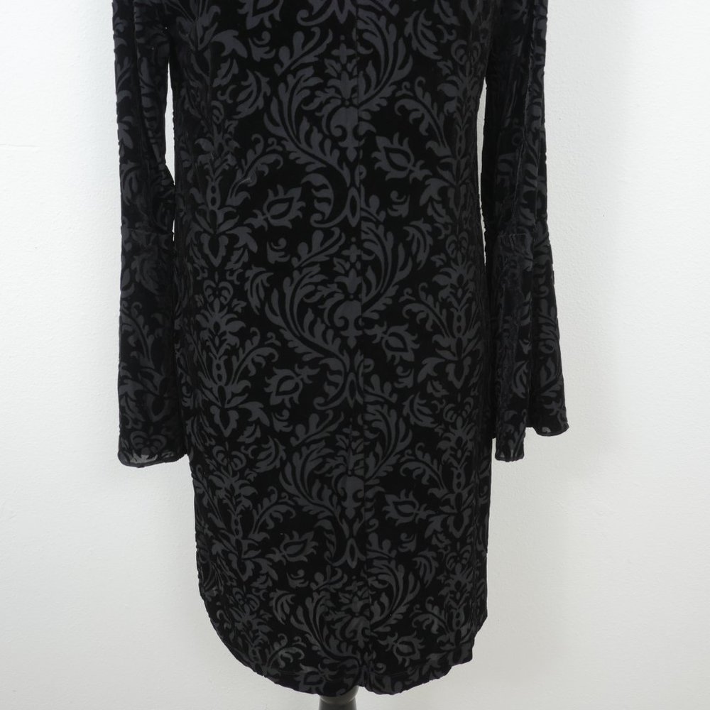 ECI Black Velvet Floral Embossed Long Bell Sleeve Size Medium Shift Dress - Picture 10 of 11